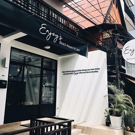Enjoy'S Beach House & Cafe' Ban Karon Exterior foto