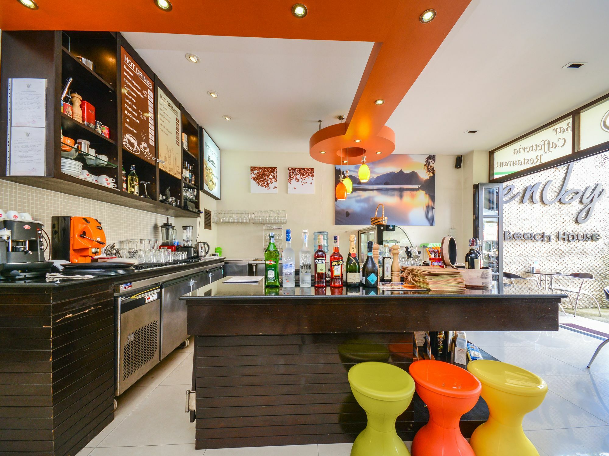 Enjoy'S Beach House & Cafe' Ban Karon Exterior foto